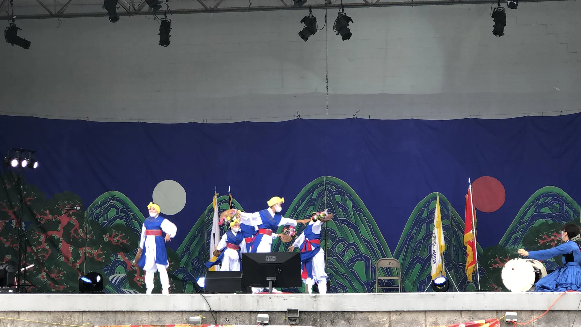 Image 12